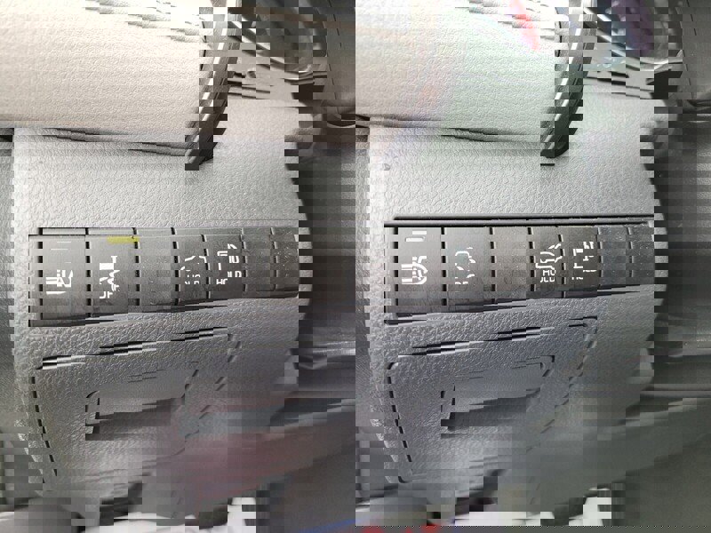 Used 2019 Toyota Camry XSE image 28