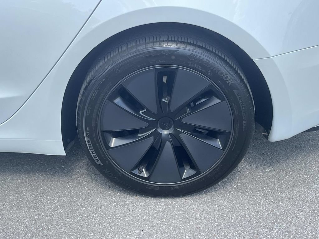 Used 2025 Tesla Model 3 Long Range RWD image 11