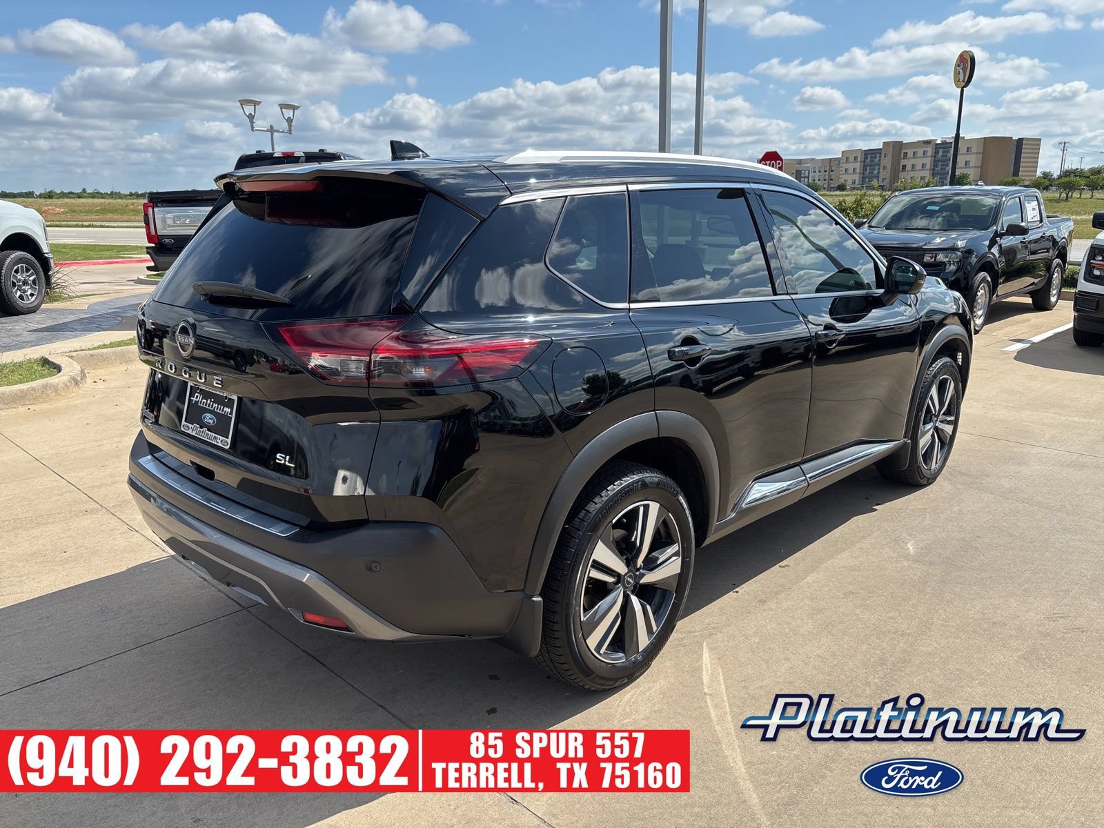 Used 2022 Nissan Rogue SL FWD image 6