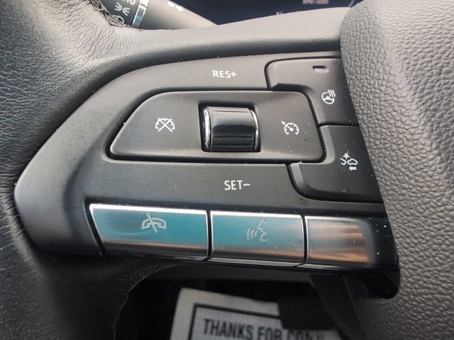 Used 2024 Cadillac XT4 Luxury w/ Cold Weather Package FWD image 13