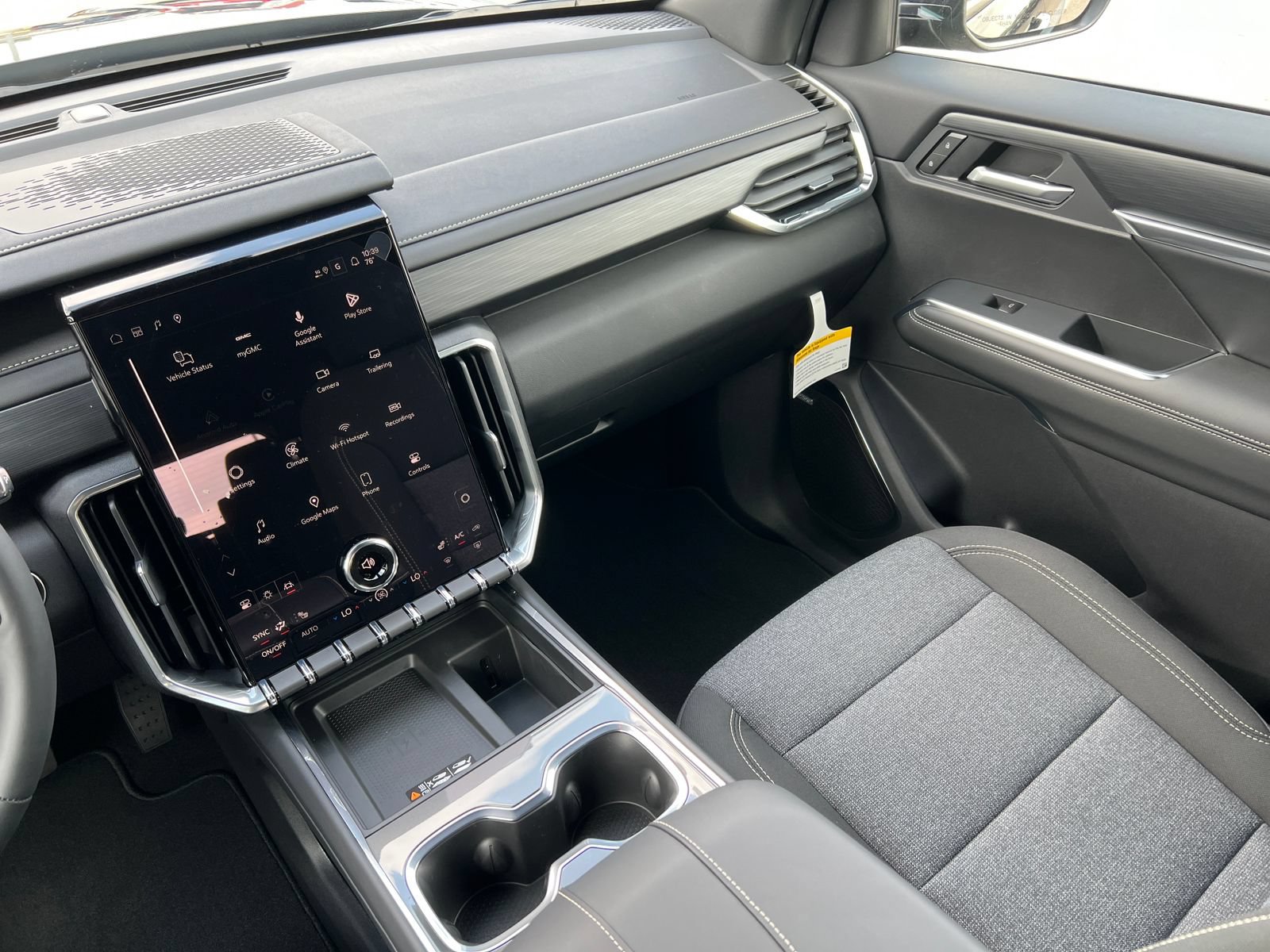 New 2027 GMC Acadia Elevation AWD/4WD image 32