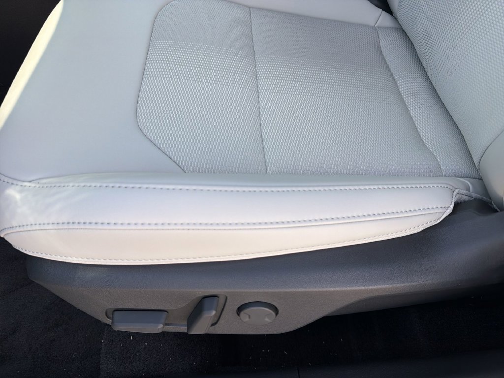 New 2026 Kia Niro EX FWD image 15