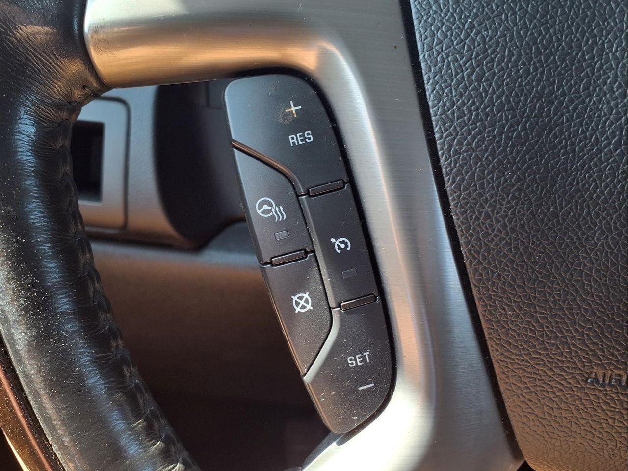 Used 2013 GMC Yukon Denali AWD/4WD image 20