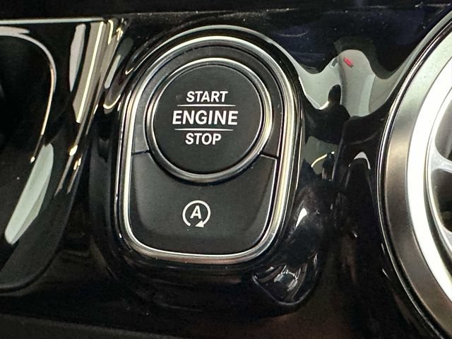Certified 2024 Mercedes-Benz GLA 250 4MATIC image 28