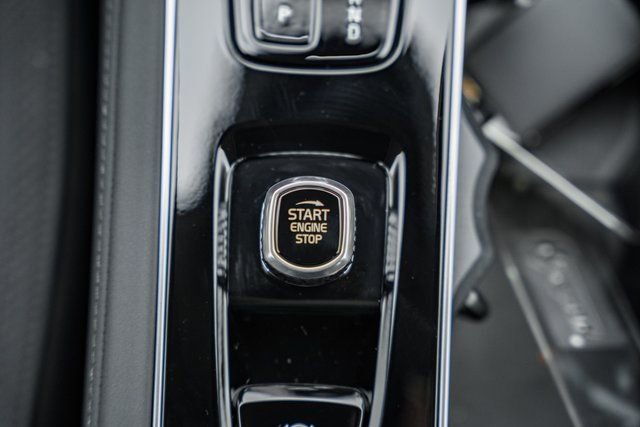 New 2026 Volvo XC90 B6 Plus w/ Protection Package Premier image 25