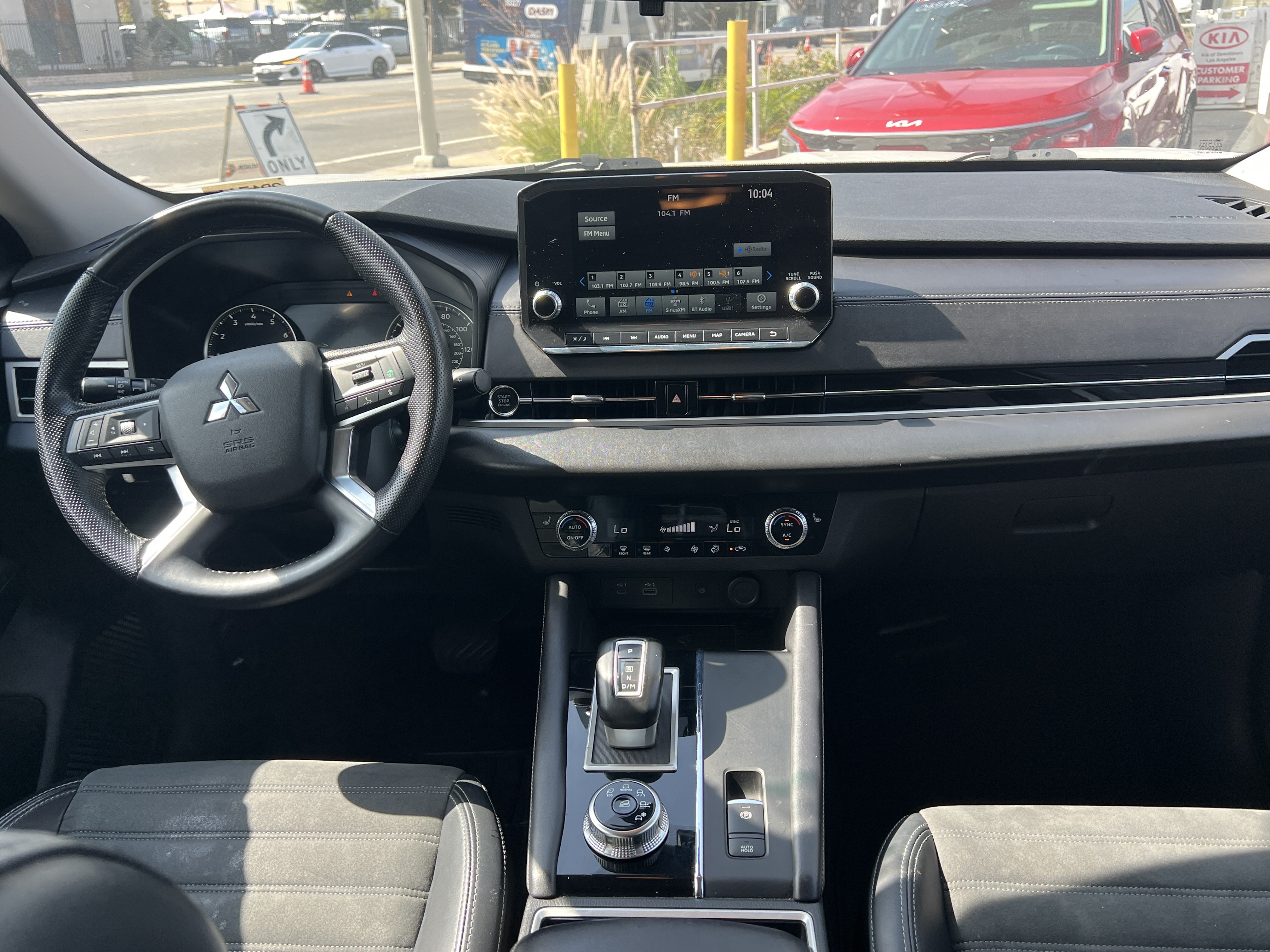 Used 2024 Mitsubishi Outlander SE FWD image 19