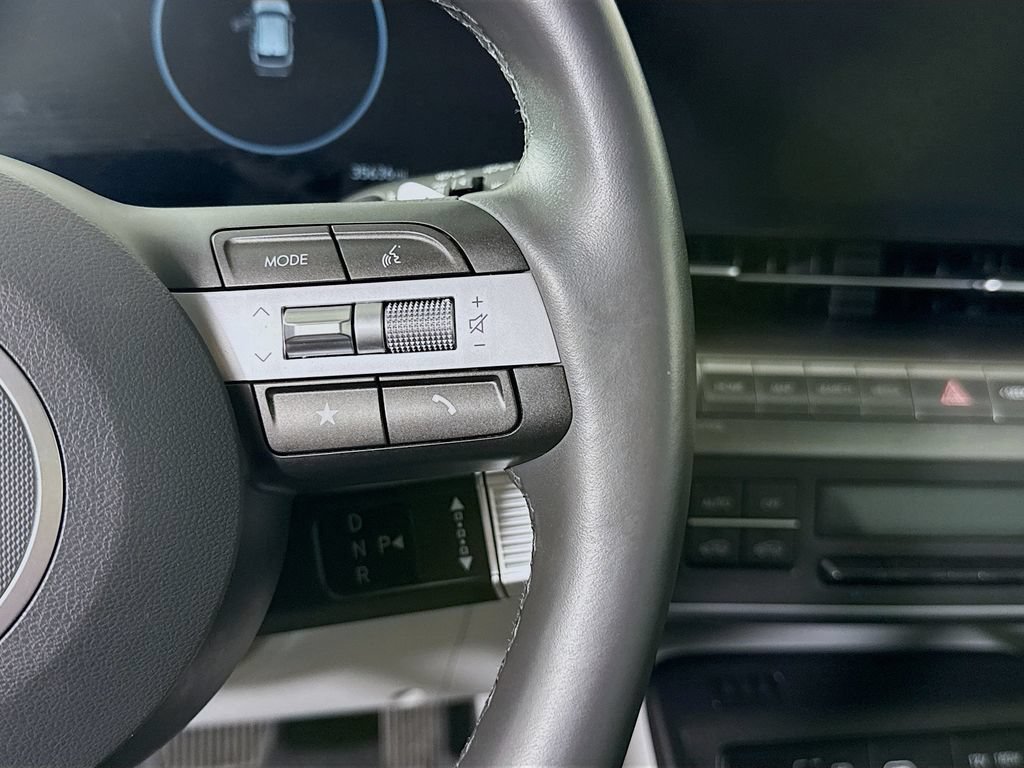 Used 2024 Hyundai Kona SEL w/ Convenience Package FWD image 21