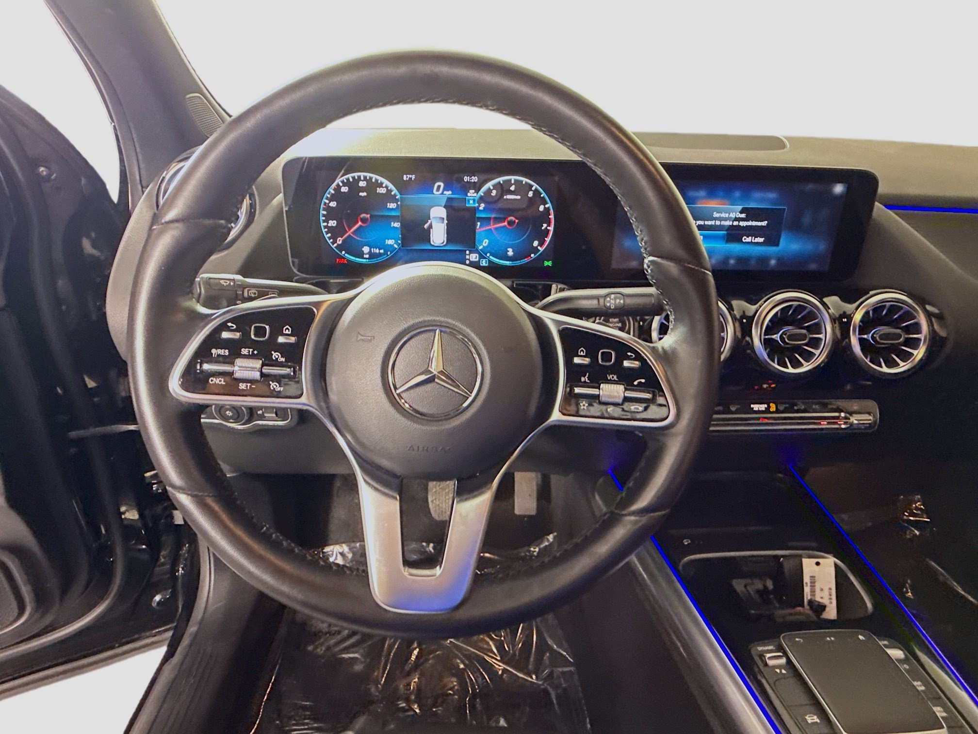 Used 2023 Mercedes-Benz GLA 250 4MATIC w/ Premium Package image 13