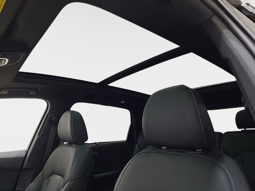 Used 2025 Audi Q7 3.0T Prestige w/ Prestige Package image 33