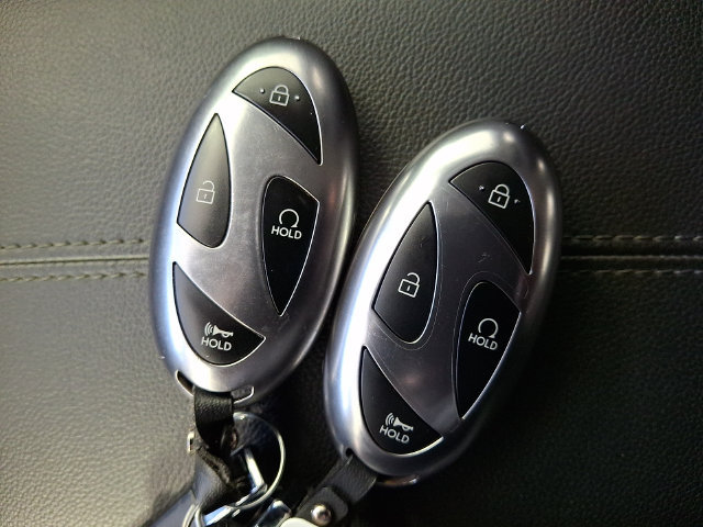 Certified 2025 Hyundai Tucson SE FWD image 33