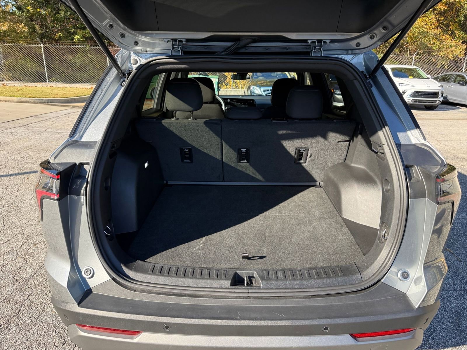 Used 2025 Chevrolet Equinox LT image 31