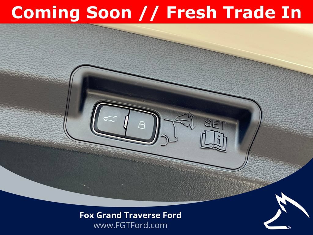 Certified 2023 Ford Explorer XLT w/ Equipment Group 202A AWD/4WD image 40
