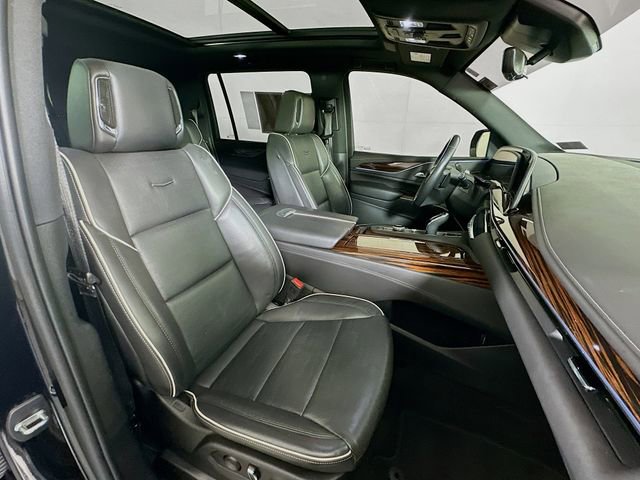 Certified 2023 Cadillac Escalade ESV Premium Luxury w/ LPO, Radiant Package image 32