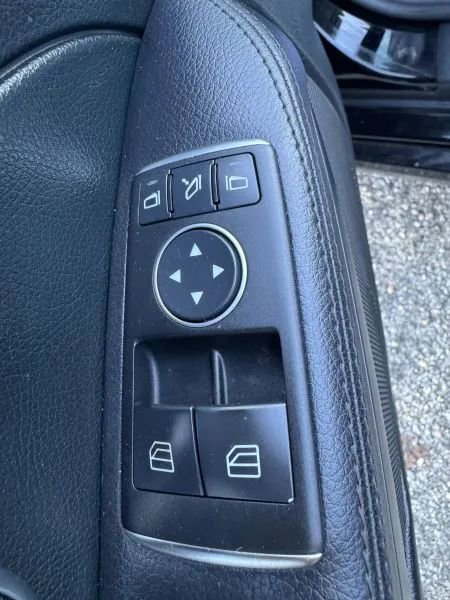 Used 2014 Mercedes-Benz SLK 250 image 42