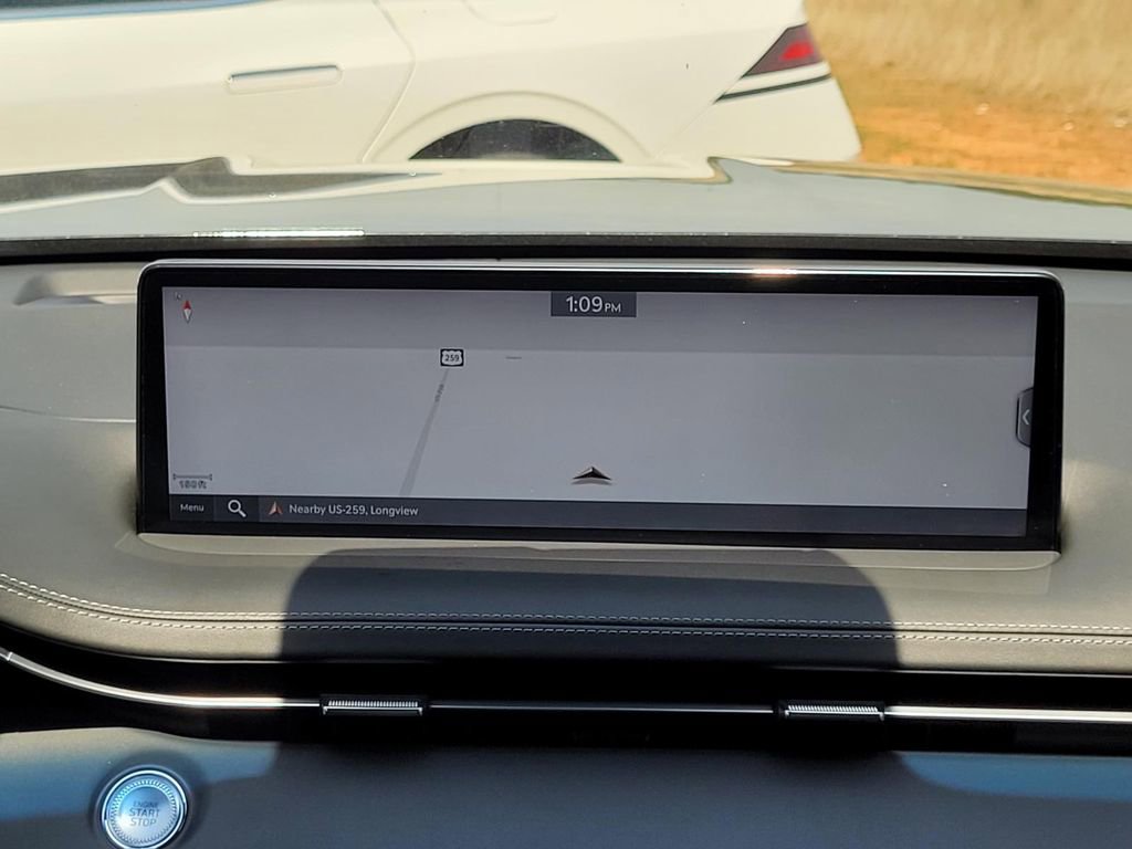 Used 2025 Genesis GV70 2.5T w/ Sport Prestige Package image 18