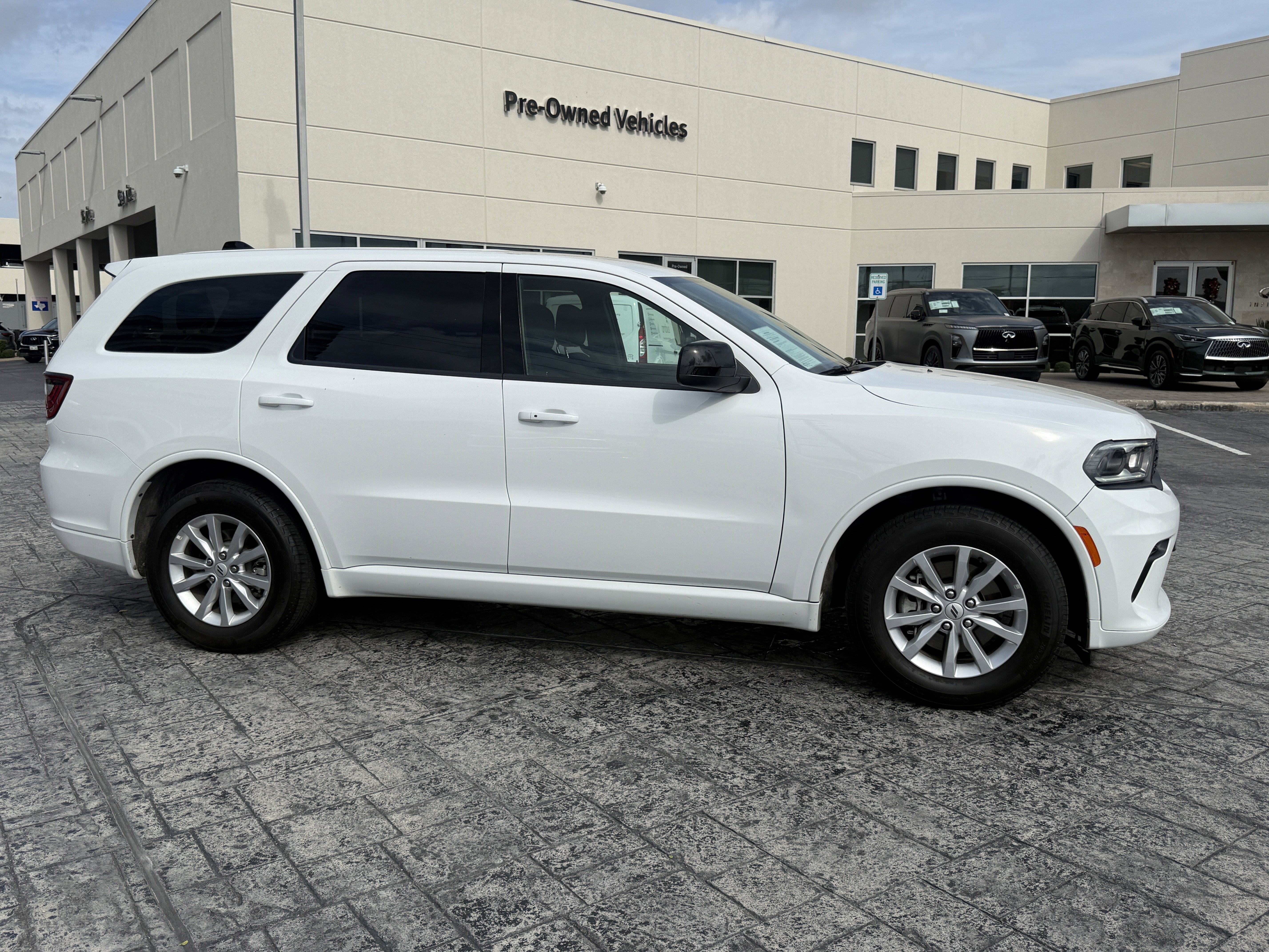 Used 2025 Dodge Durango GT image 8