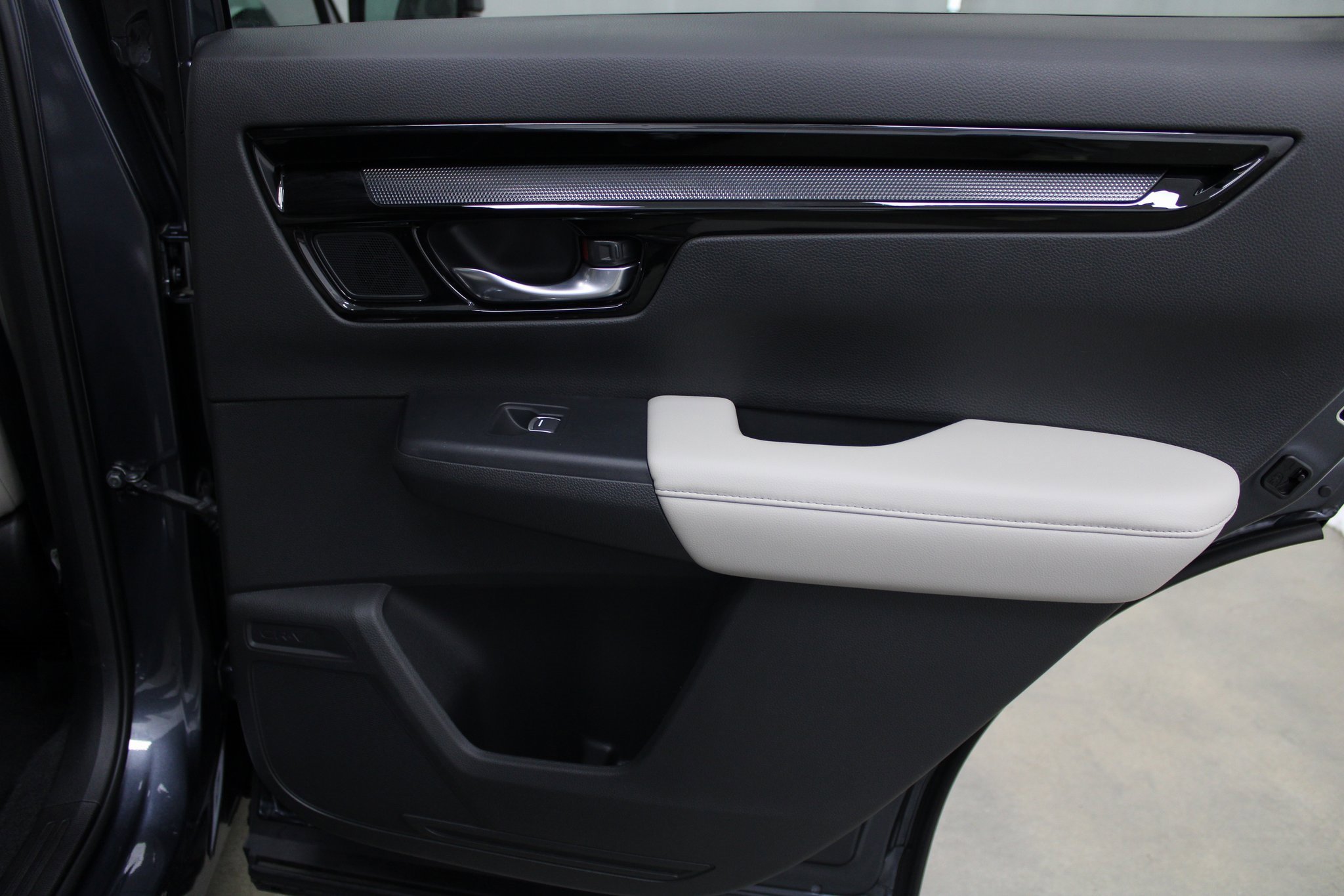 Used 2023 Honda CR-V EX-L image 23