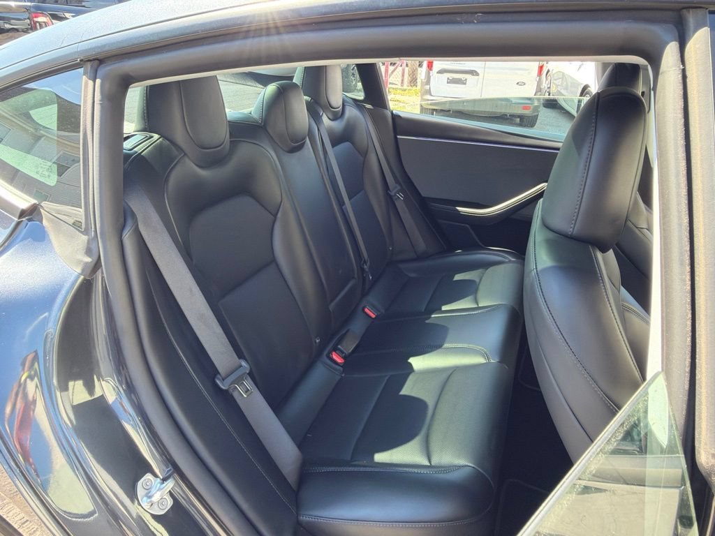 Used 2025 Tesla Model 3 Long Range RWD image 12