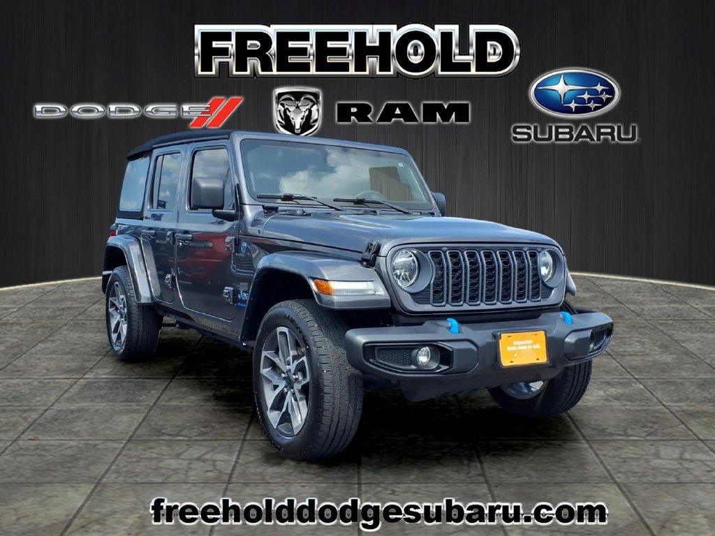 Used 2024 Jeep Wrangler Unlimited w/ Convenience Group
