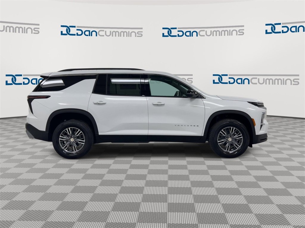 New 2026 Chevrolet Traverse LT w/ Driver Confidence Package image 9