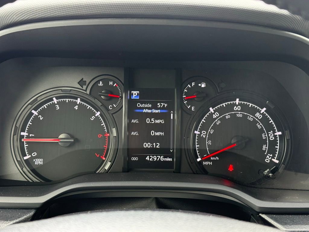 Certified 2022 Toyota 4Runner SR5 Premium AWD/4WD image 28