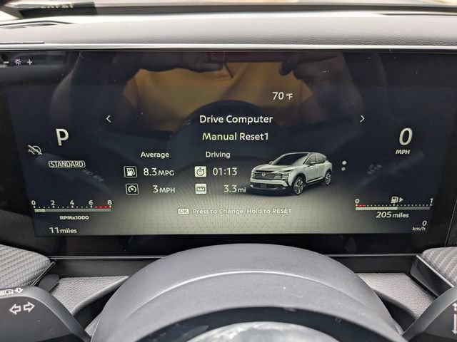 New 2026 Nissan Kicks SR w/ Cold Weather Package FWD image 17