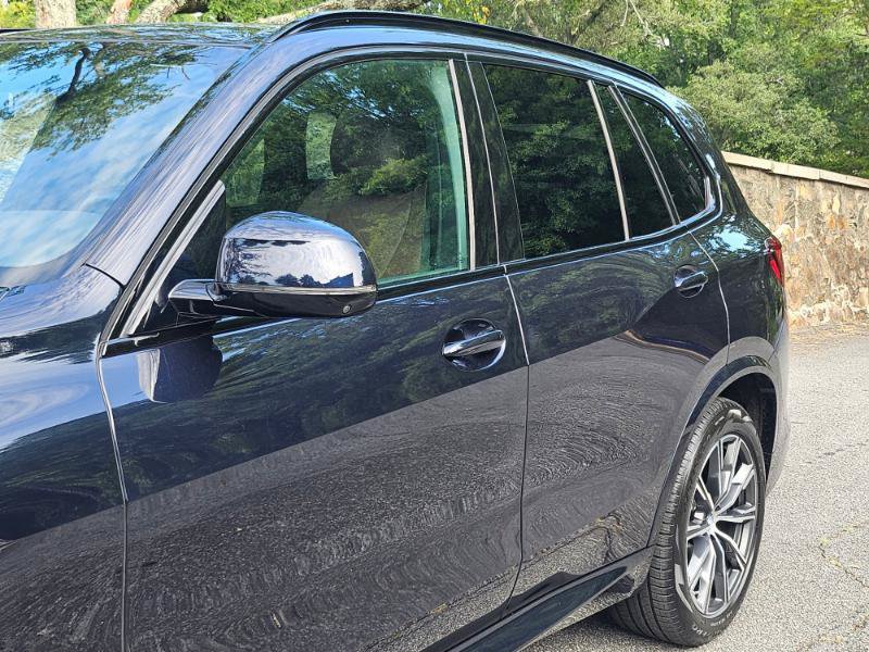 Used 2023 BMW X5 xDrive40i w/ Executive Package AWD/4WD image 19