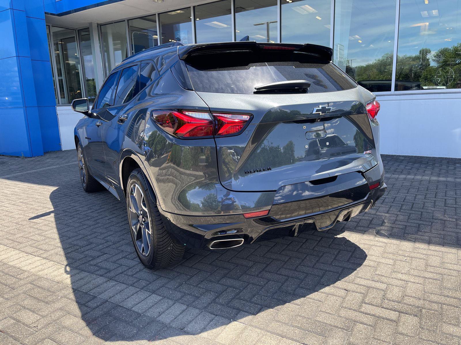 Used 2019 Chevrolet Blazer RS FWD image 3