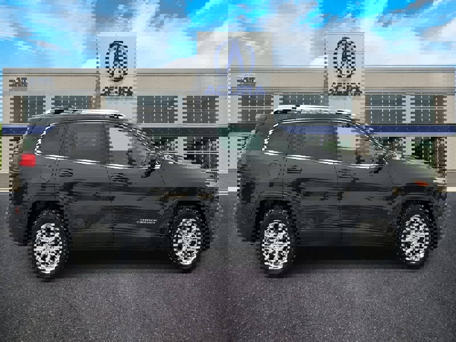 Used 2015 Jeep Cherokee Latitude w/ Cold Weather Group image 6