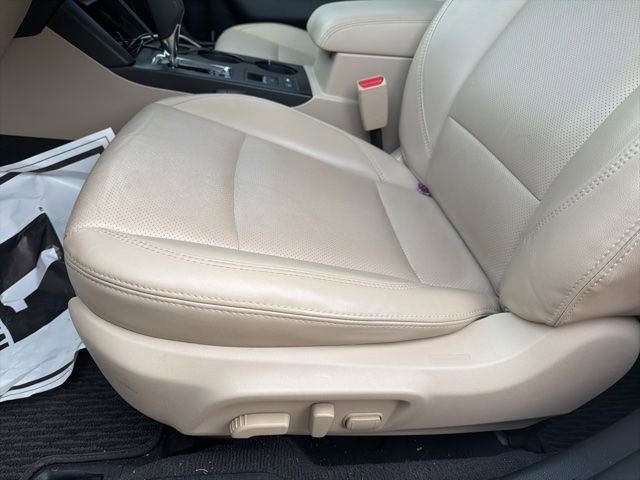 Used 2019 Subaru Outback 3.6R Limited w/ Popular Package #2 image 7