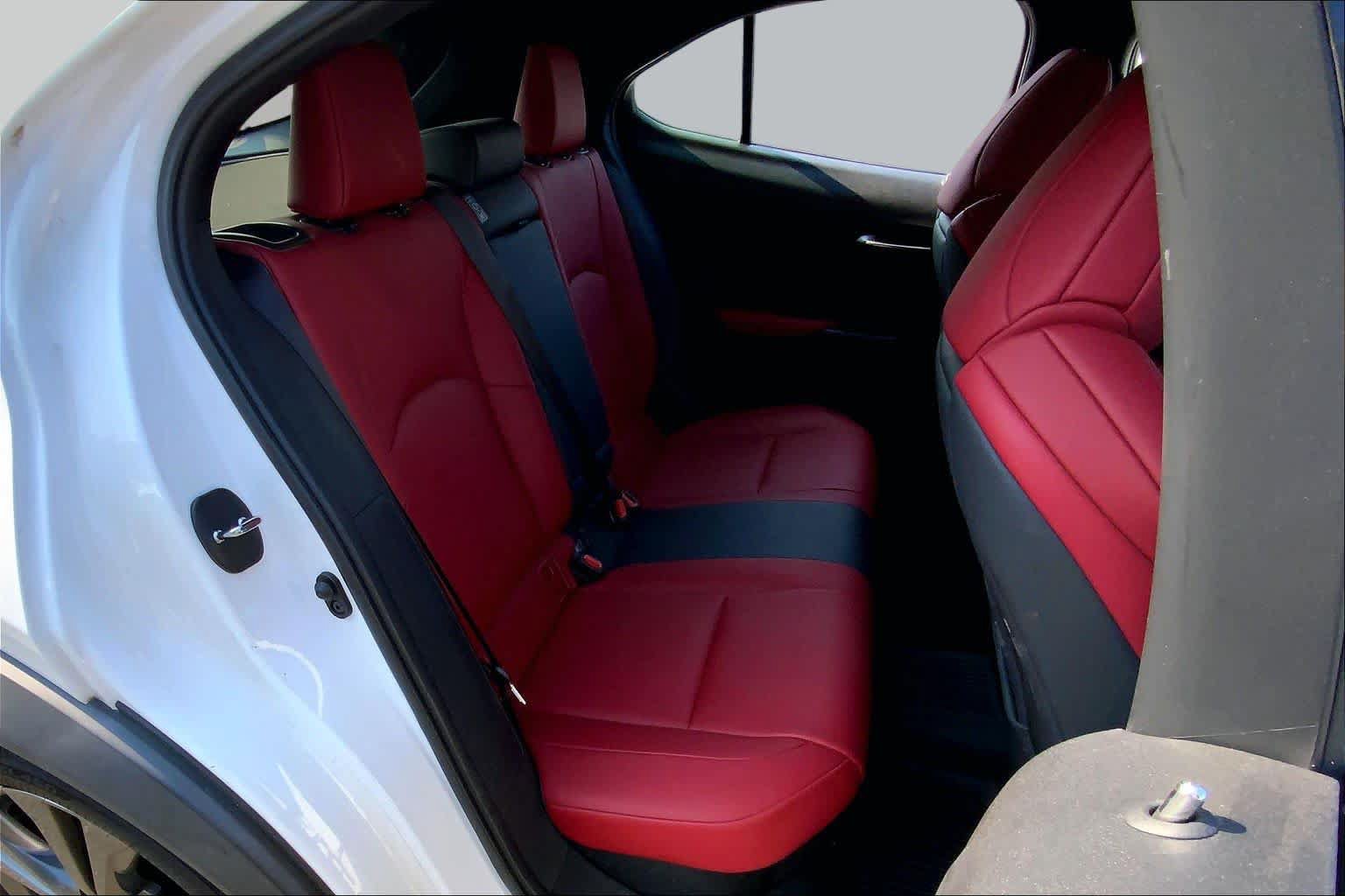 Used 2019 Lexus UX 250h F Sport AWD/4WD image 20