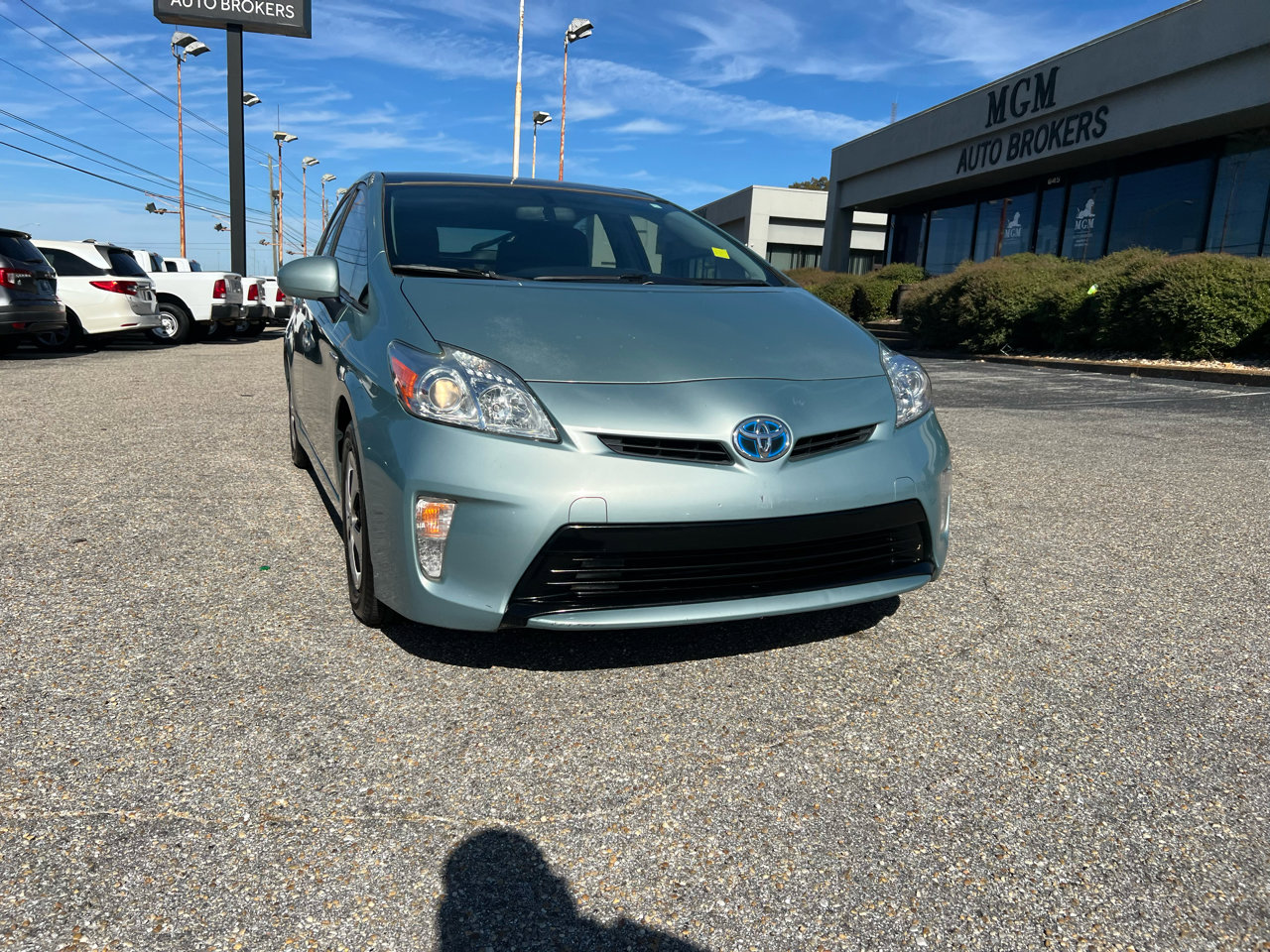 Used 2015 Toyota Prius Five image 2