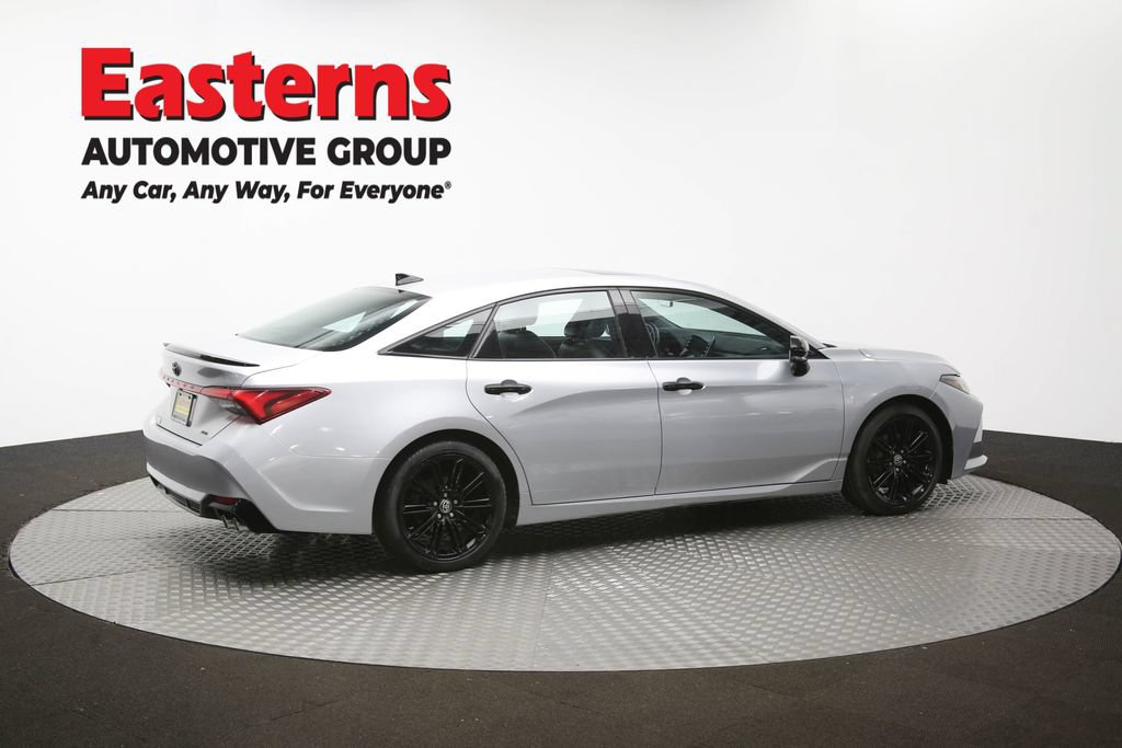 Used 2021 Toyota Avalon XSE FWD image 45