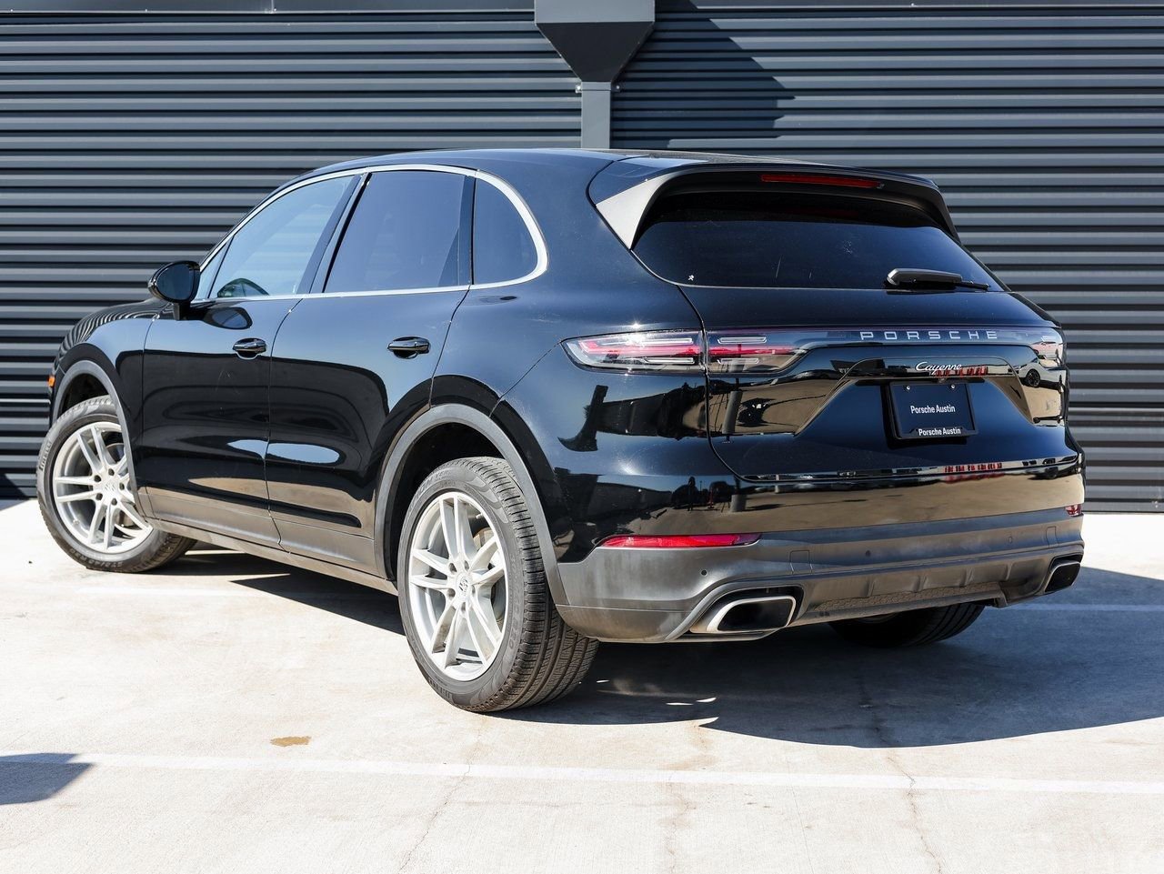 Certified 2020 Porsche Cayenne image 3