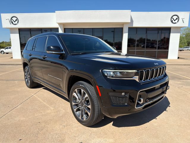 Used 2021 Jeep Grand Cherokee L Overland w/ Luxury Tech Group IV AWD/4WD image 2