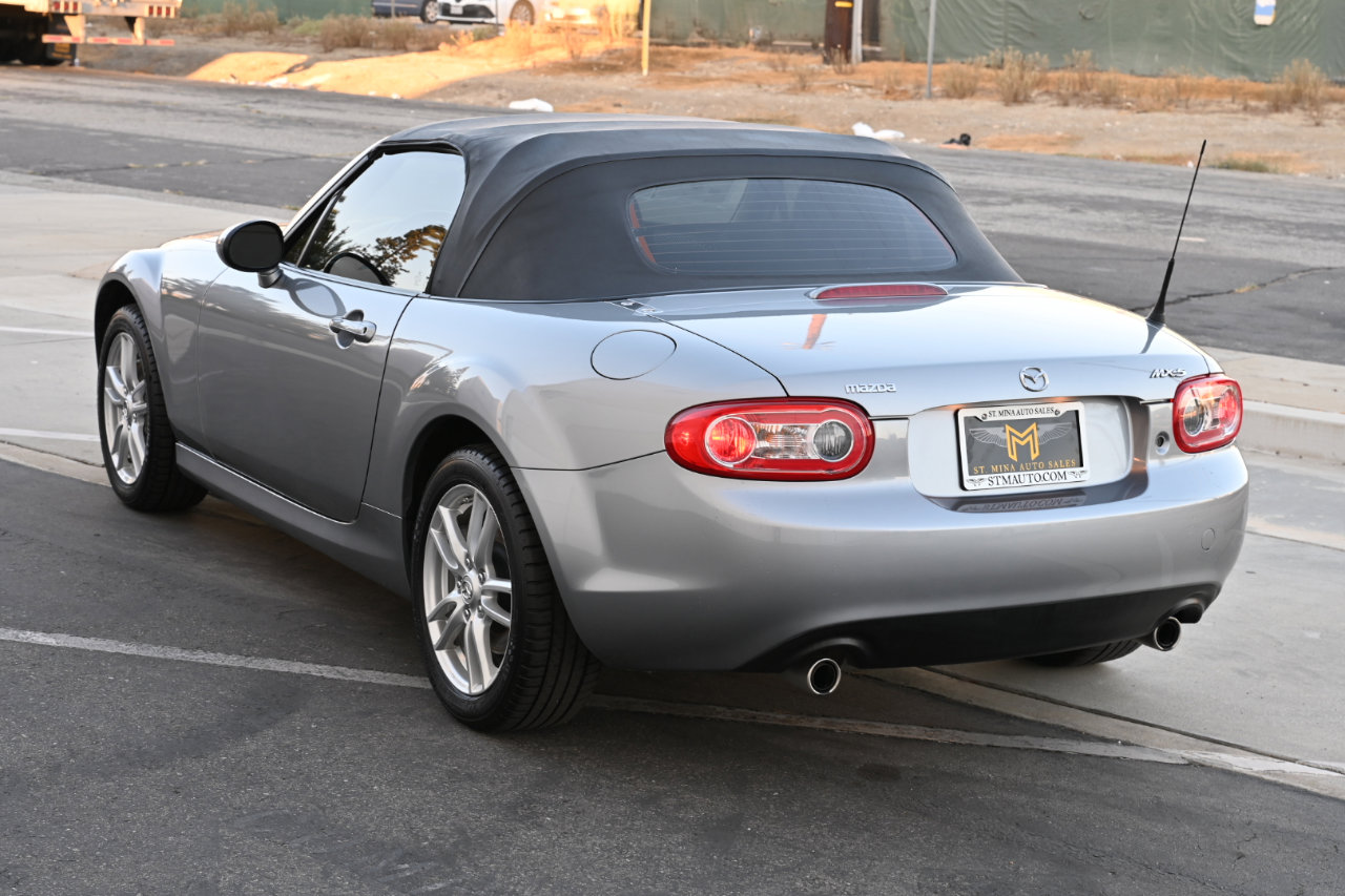Used 2009 MAZDA MX-5 Miata Sport image 6