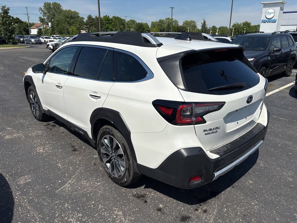 Certified 2025 Subaru Outback Touring w/ Popular Package #2 AWD/4WD image 5