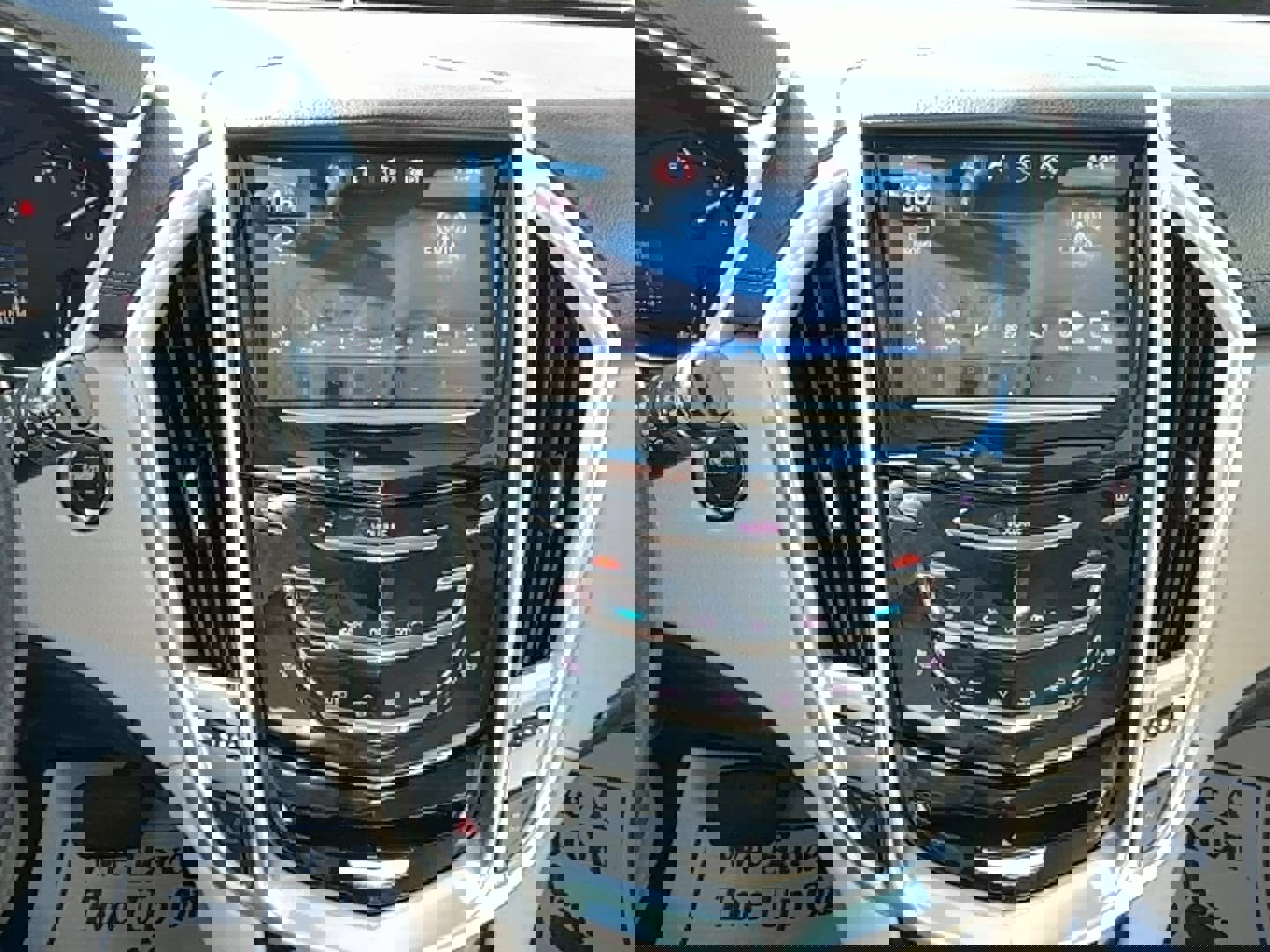 Used 2014 Cadillac SRX Luxury w/ Driver Awareness Package image 26