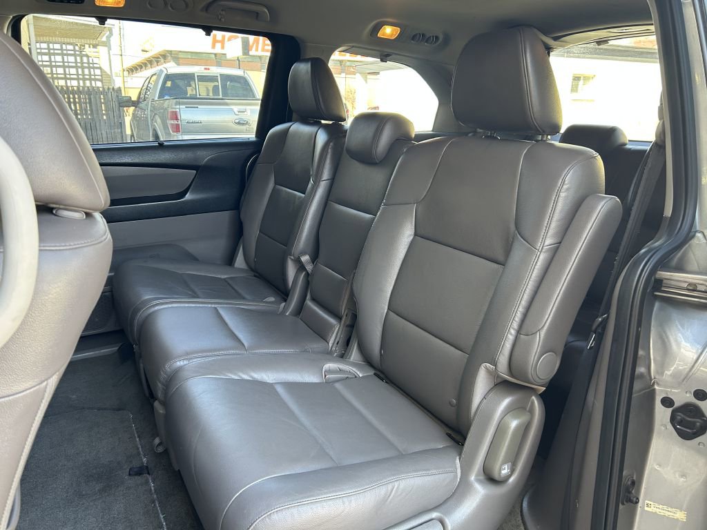 Used 2017 Honda Odyssey EX-L image 12