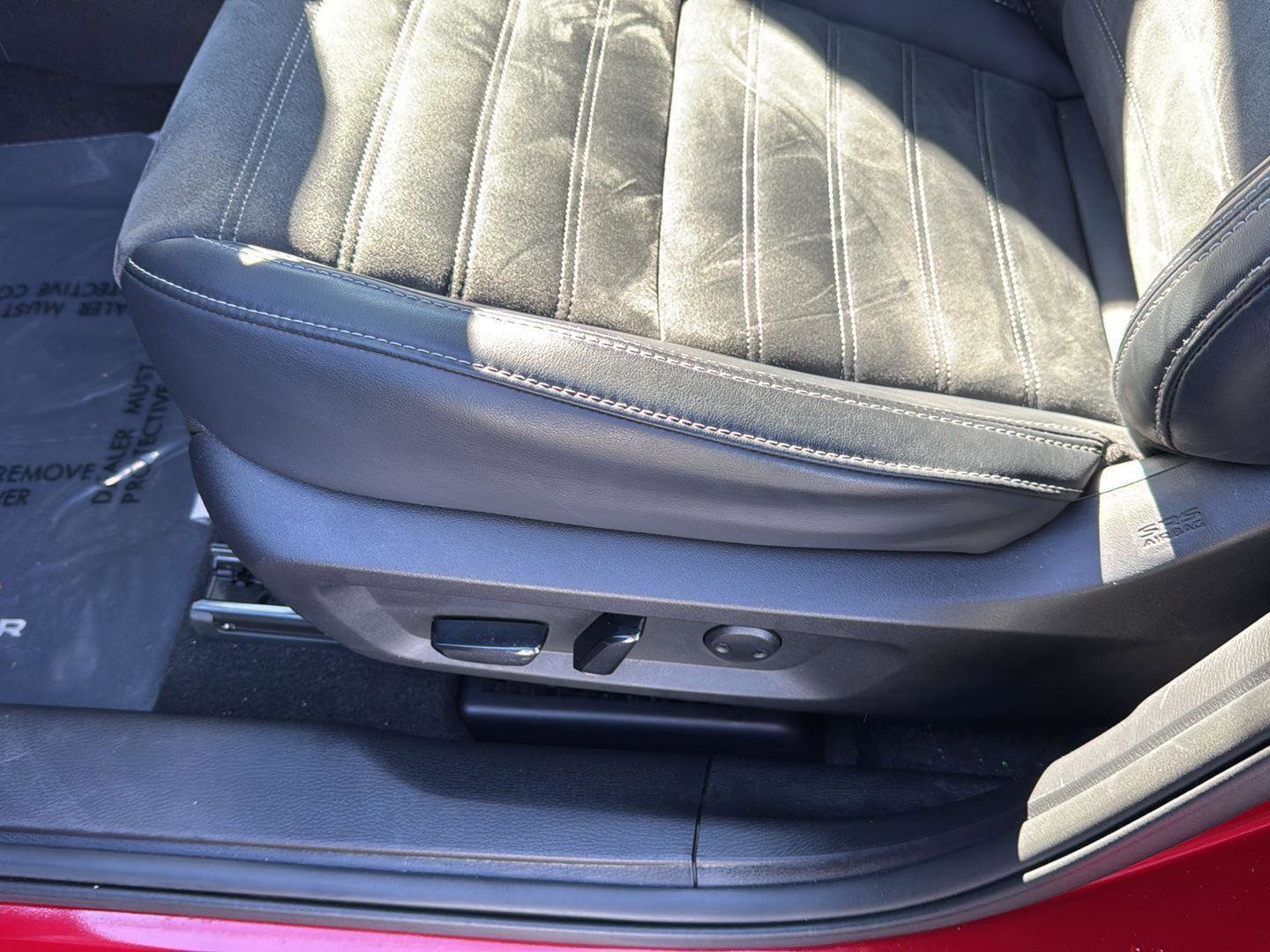 Used 2024 Mitsubishi Outlander SE Black Edition image 29