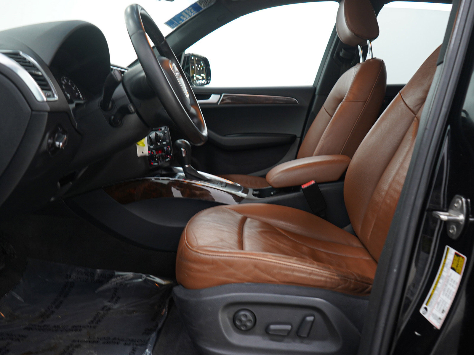 Used 2011 Audi Q5 2.0T Premium Plus image 24