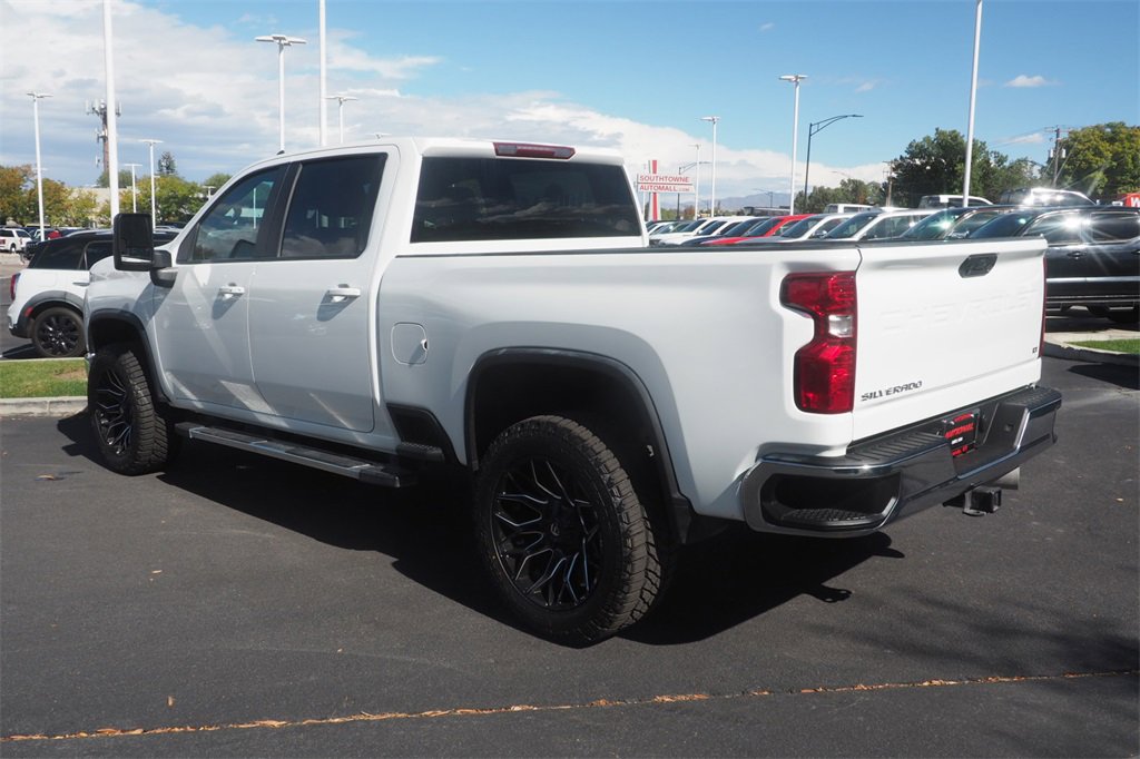 Used 2024 Chevrolet Silverado 2500 LT image 7