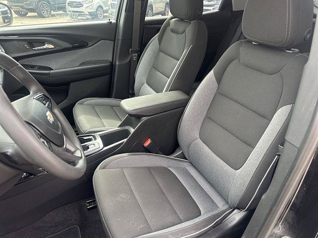 Used 2022 Chevrolet TrailBlazer LT FWD image 36