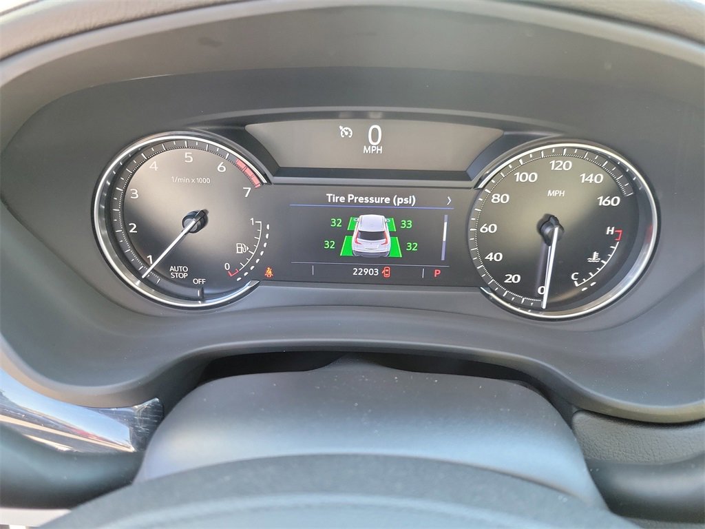 Used 2023 Cadillac XT4 Premium Luxury image 32