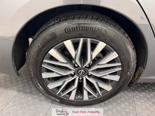 Used 2025 Nissan Altima 2.5 SV FWD image 18