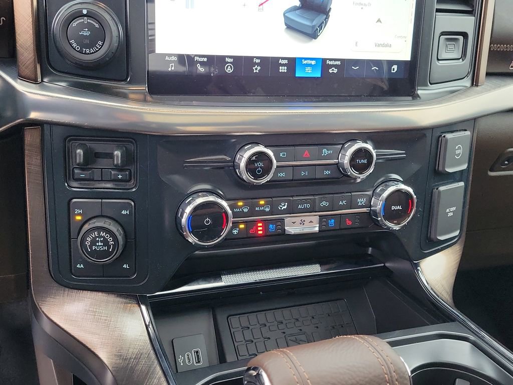 New 2026 Ford F150 King Ranch w/ Equipment Group 601A High image 28