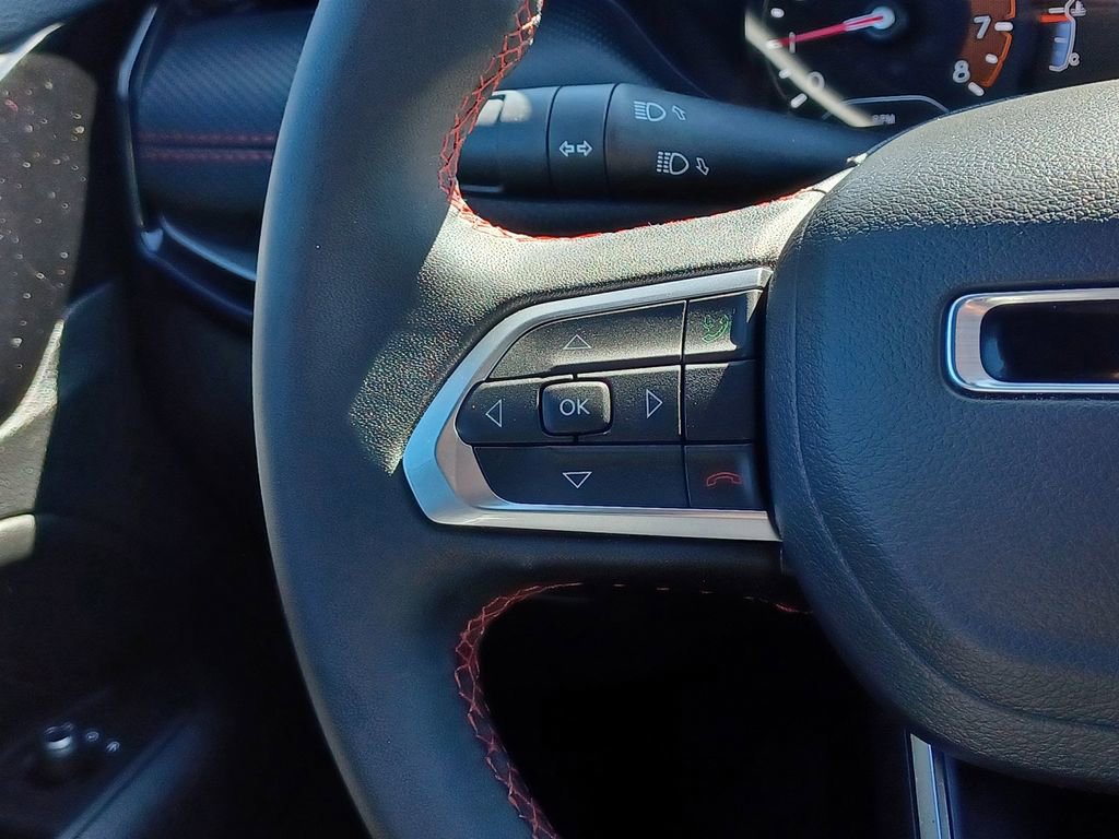 Used 2024 Jeep Compass Trailhawk AWD/4WD image 18