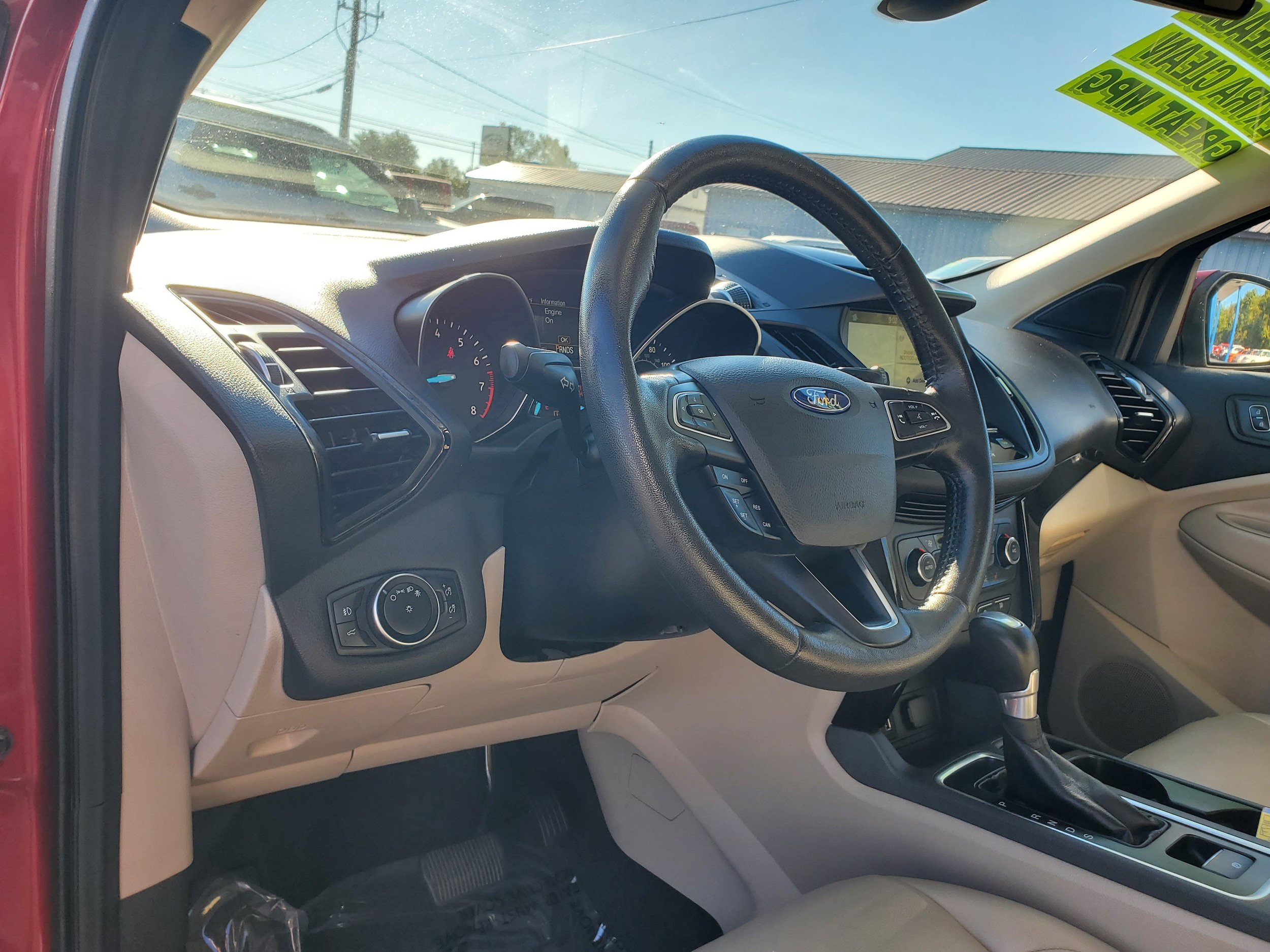 Used 2017 Ford Escape Titanium AWD/4WD image 13