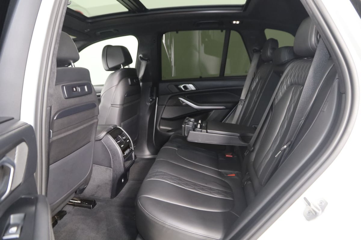 Used 2022 BMW X5 M50i w/ Executive Package AWD/4WD image 58
