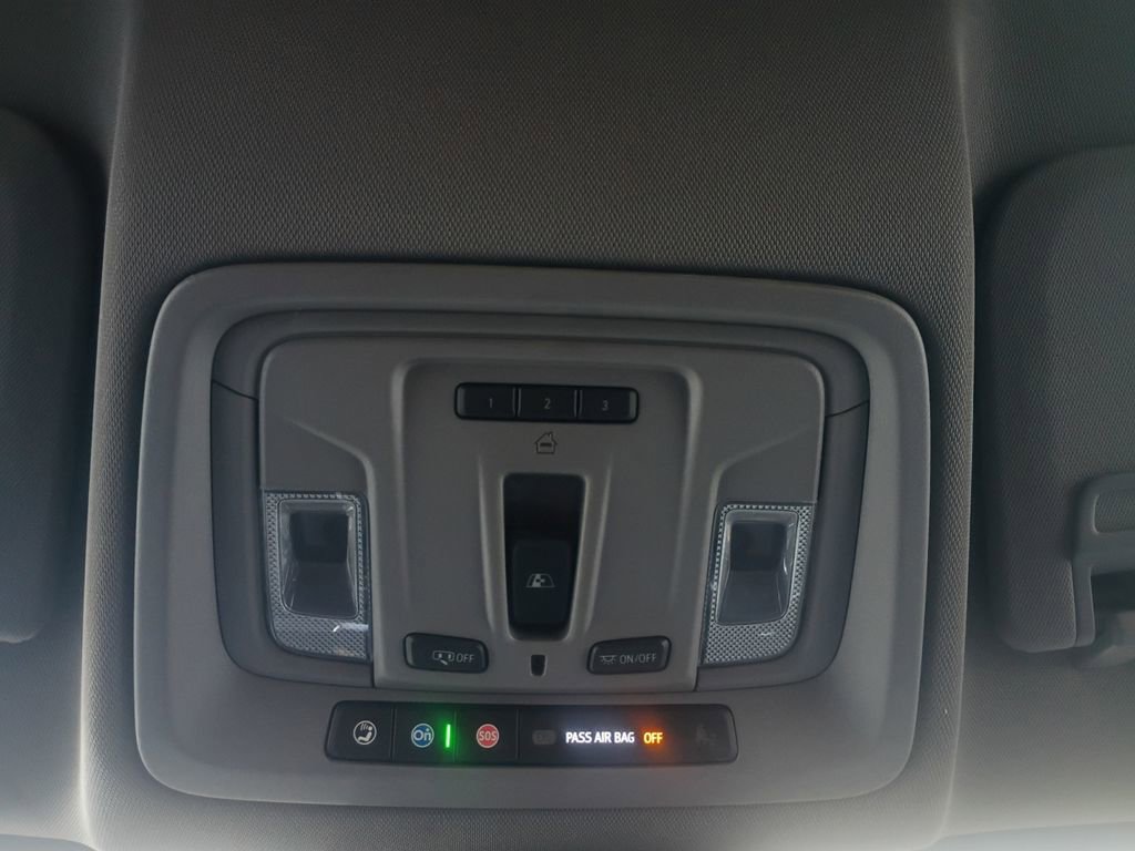 Used 2023 GMC Sierra 1500 SLT w/ SLT Convenience Package image 7